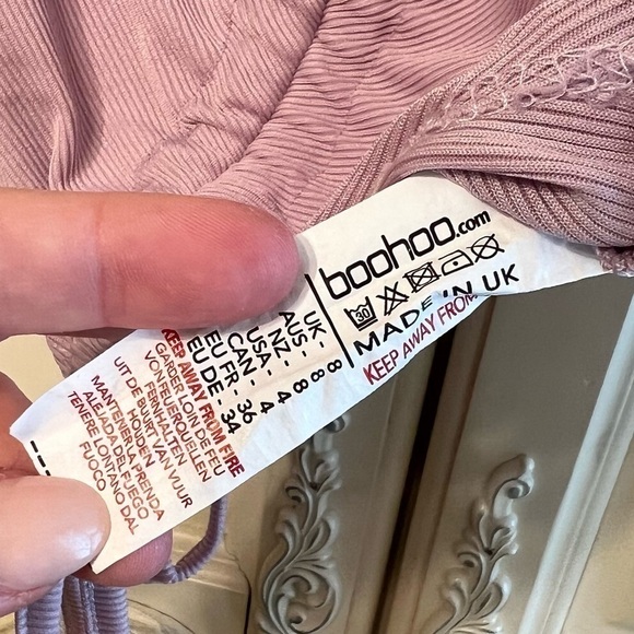 BOOHOO Ruched Chinch Tie Front Long-Sleeve Crop Top in Lilac Purple, Size 4 EUC - Picture 9 of 10